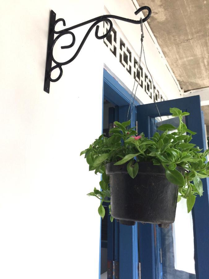 "Nomore" Gallery And Guesthouse Yogyakarta Exterior foto